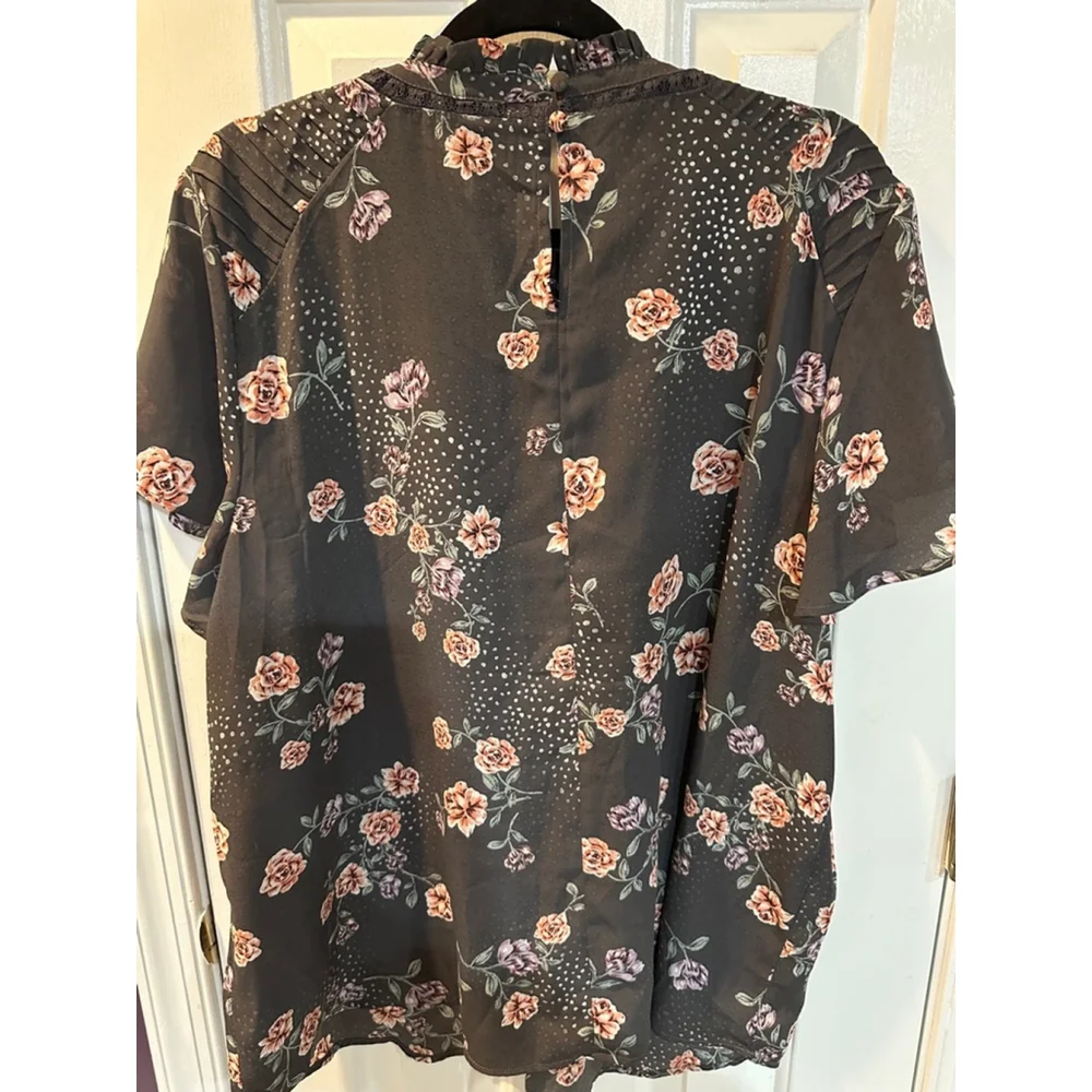 Torrid Blouse - Picture 2 of 3